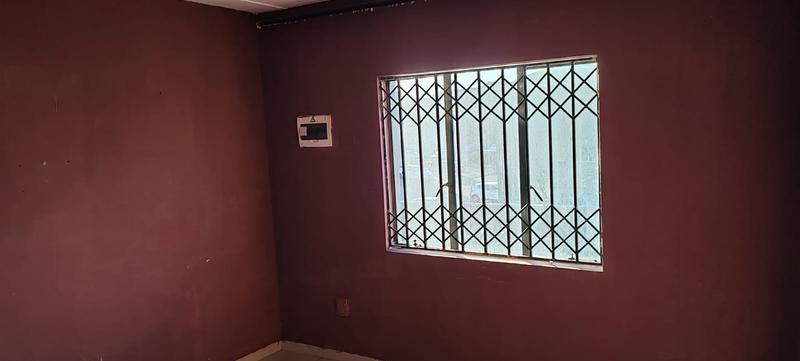 To Let 2 Bedroom Property for Rent in Jabulani Gauteng