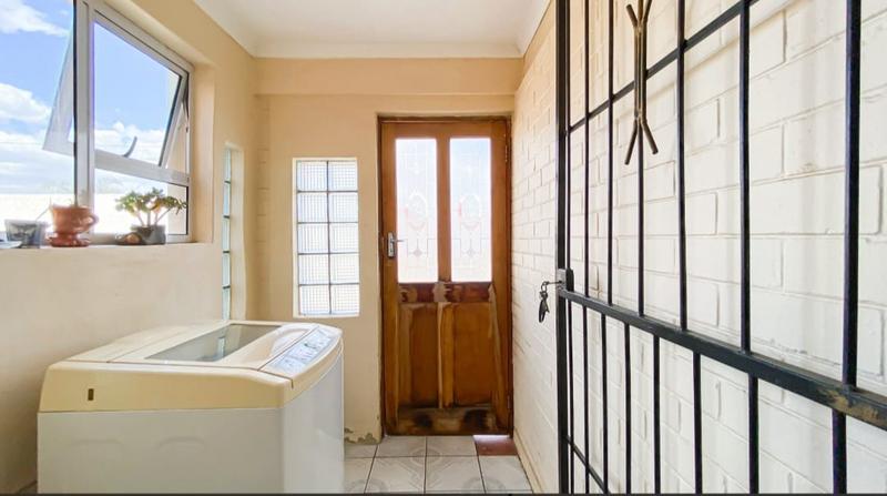 3 Bedroom Property for Sale in Crosby Gauteng