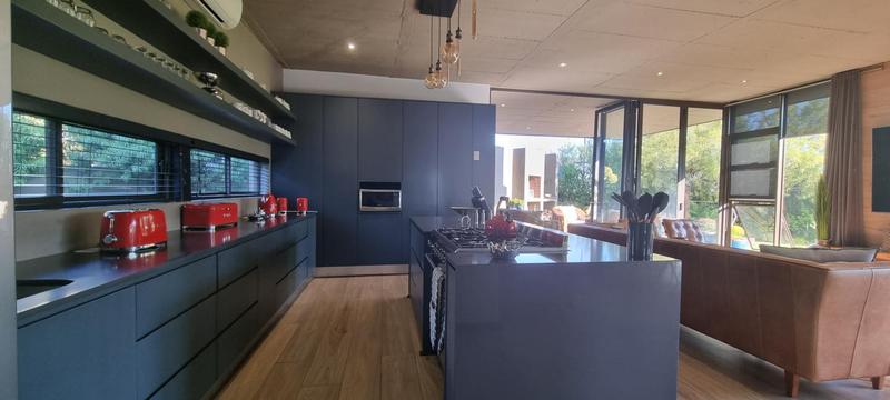 To Let 4 Bedroom Property for Rent in Midstream Ridge Gauteng