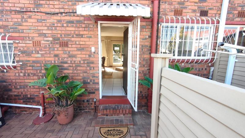 2 Bedroom Property for Sale in Eden Glen Gauteng