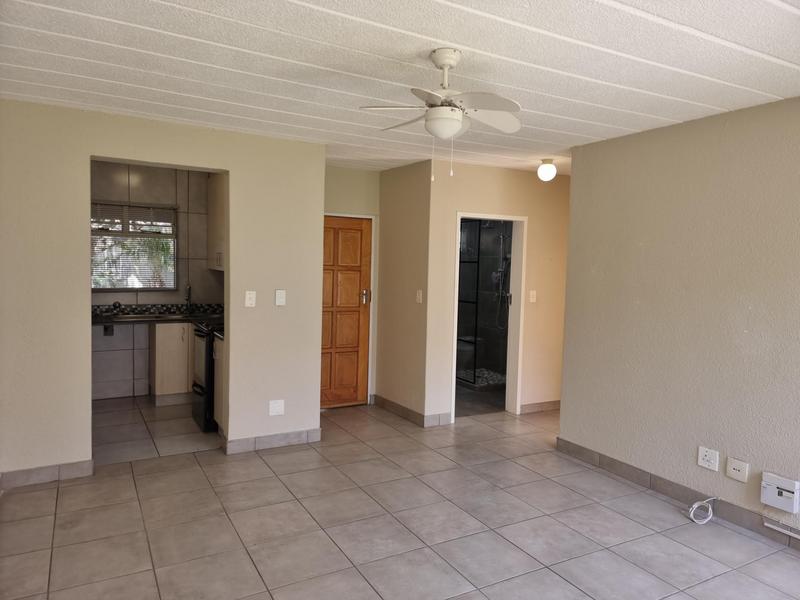 2 Bedroom Property for Sale in Edenvale Gauteng