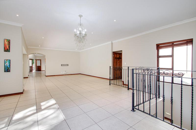 3 Bedroom Property for Sale in Lonehill Gauteng