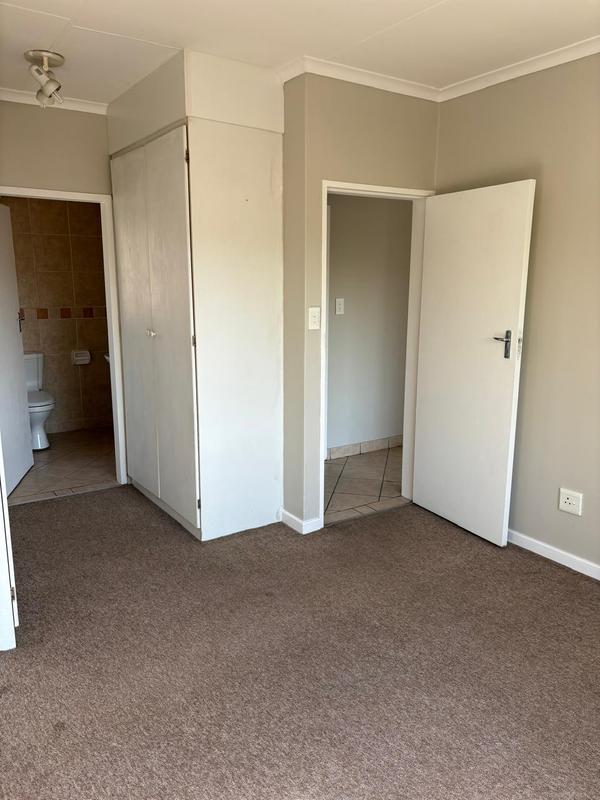 3 Bedroom Property for Sale in Halfway Gardens Gauteng