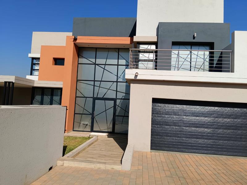 4 Bedroom Property for Sale in Midstream Ridge Gauteng