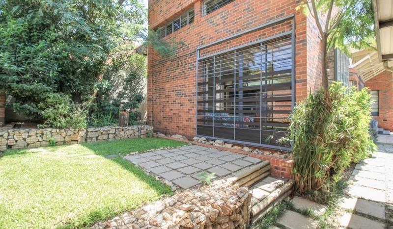 To Let 4 Bedroom Property for Rent in Kensington Gauteng