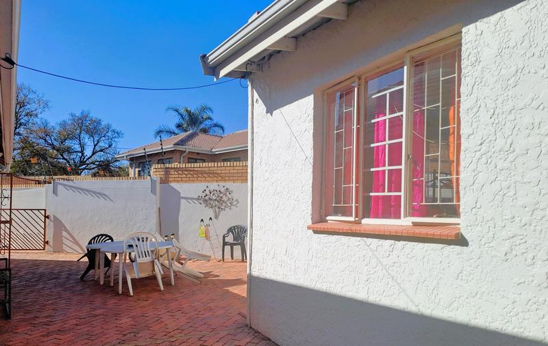 To Let 1 Bedroom Property for Rent in Sunnyridge Gauteng