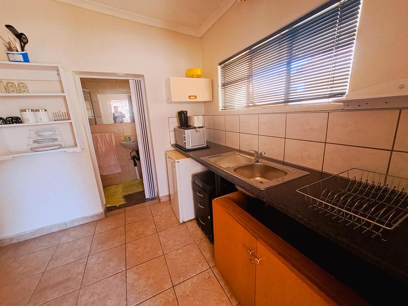 To Let 1 Bedroom Property for Rent in Sunnyridge Gauteng