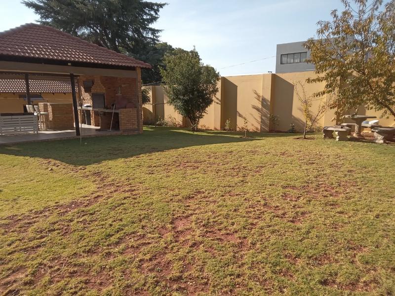 4 Bedroom Property for Sale in Kensington Gauteng