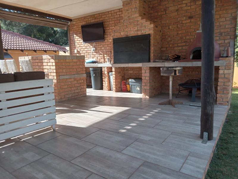 4 Bedroom Property for Sale in Kensington Gauteng