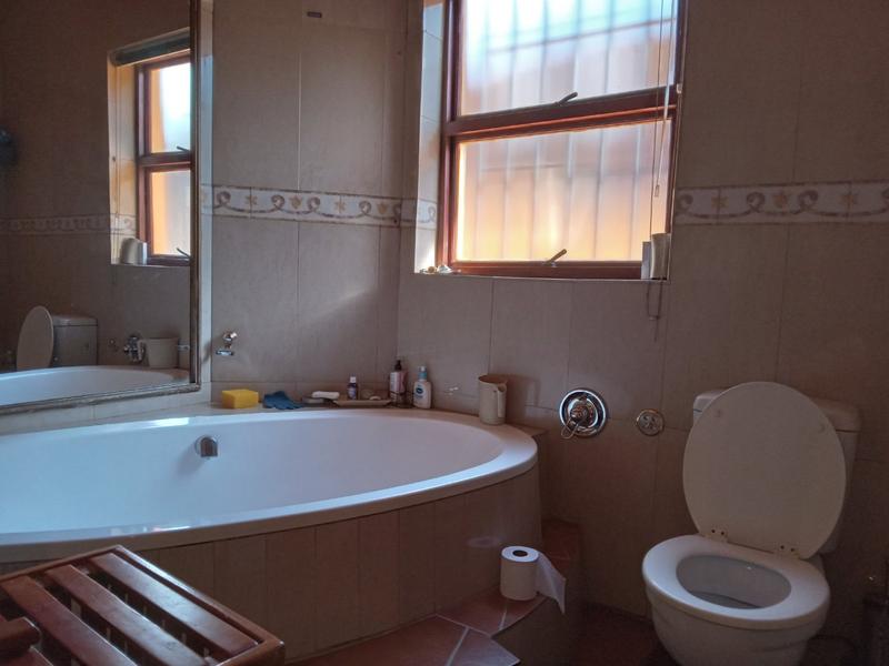 4 Bedroom Property for Sale in Kensington Gauteng