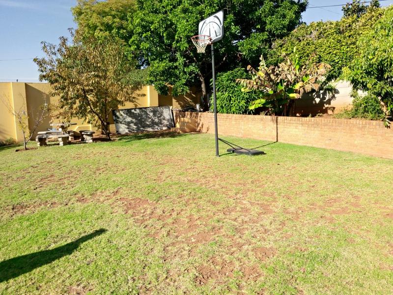 4 Bedroom Property for Sale in Kensington Gauteng