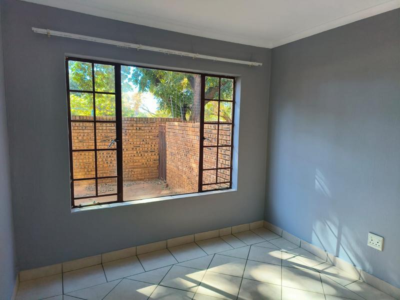 2 Bedroom Property for Sale in Pretoria North Gauteng