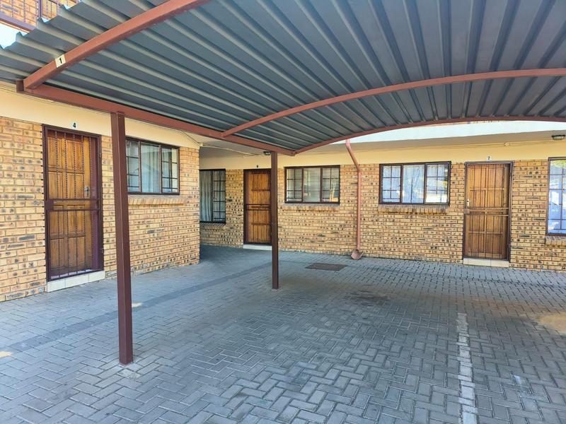 2 Bedroom Property for Sale in Pretoria North Gauteng