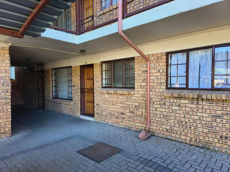 2 Bedroom Property for Sale in Pretoria North Gauteng