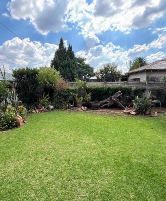 3 Bedroom Property for Sale in Orange Grove Gauteng