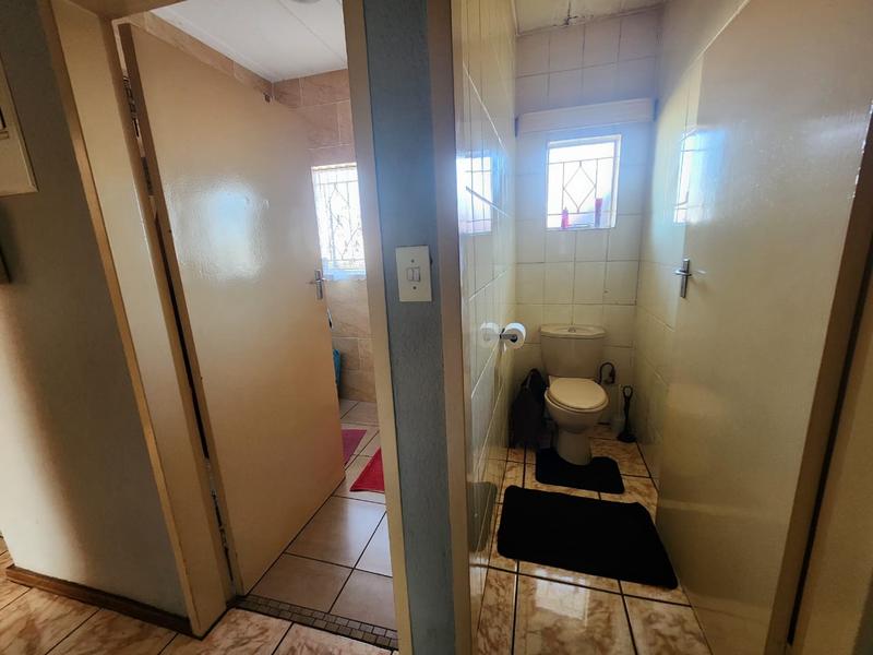 2 Bedroom Property for Sale in Randfontein Central Gauteng