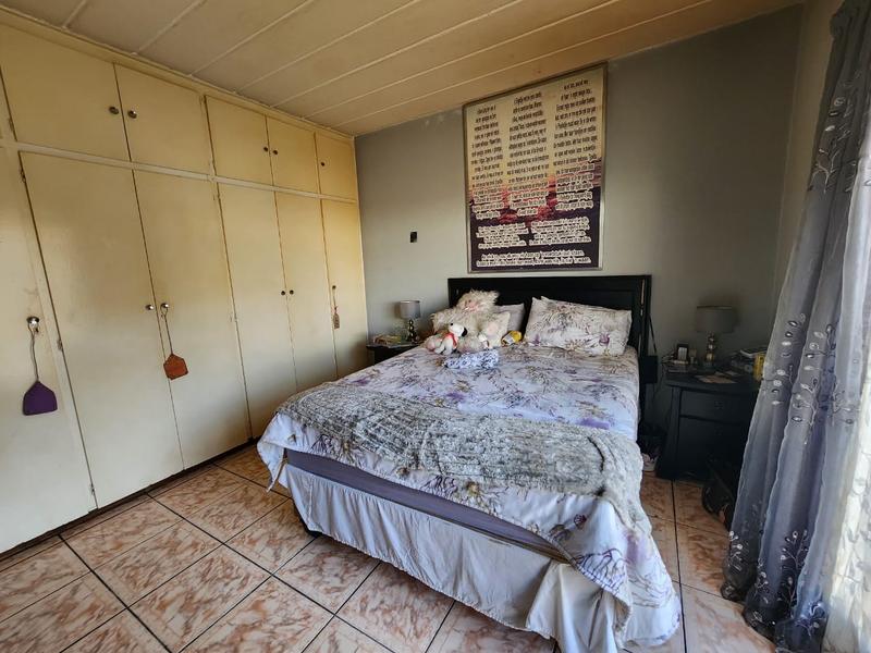 2 Bedroom Property for Sale in Randfontein Central Gauteng