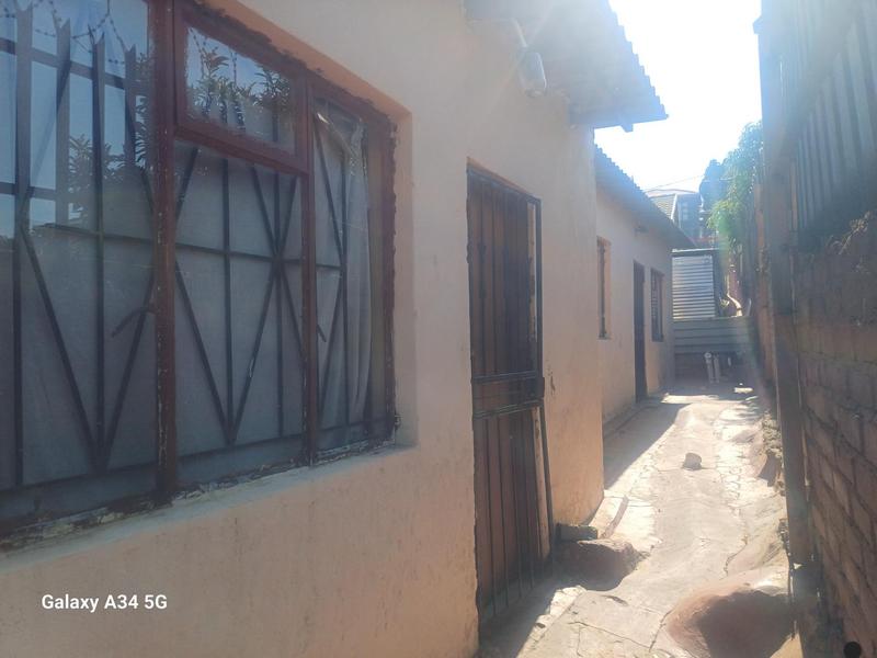 10 Bedroom Property for Sale in Soshanguve Gauteng