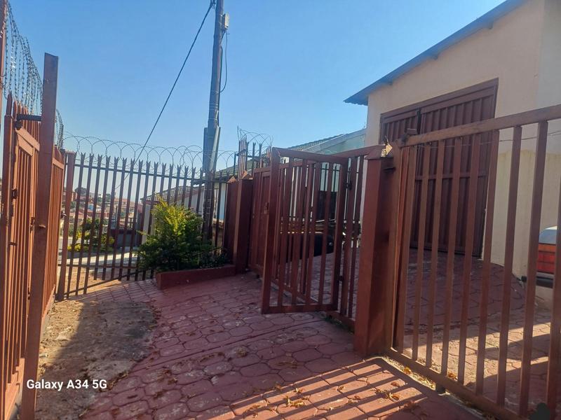 10 Bedroom Property for Sale in Soshanguve Gauteng