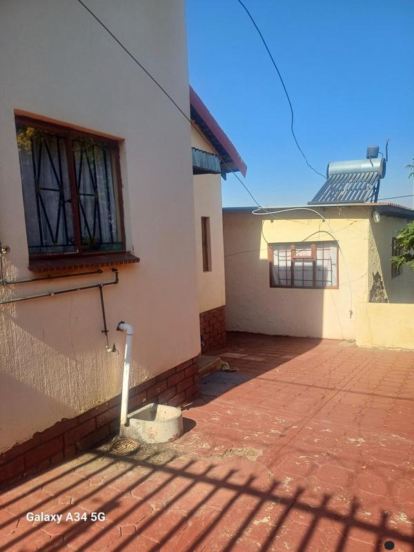 10 Bedroom Property for Sale in Soshanguve Gauteng