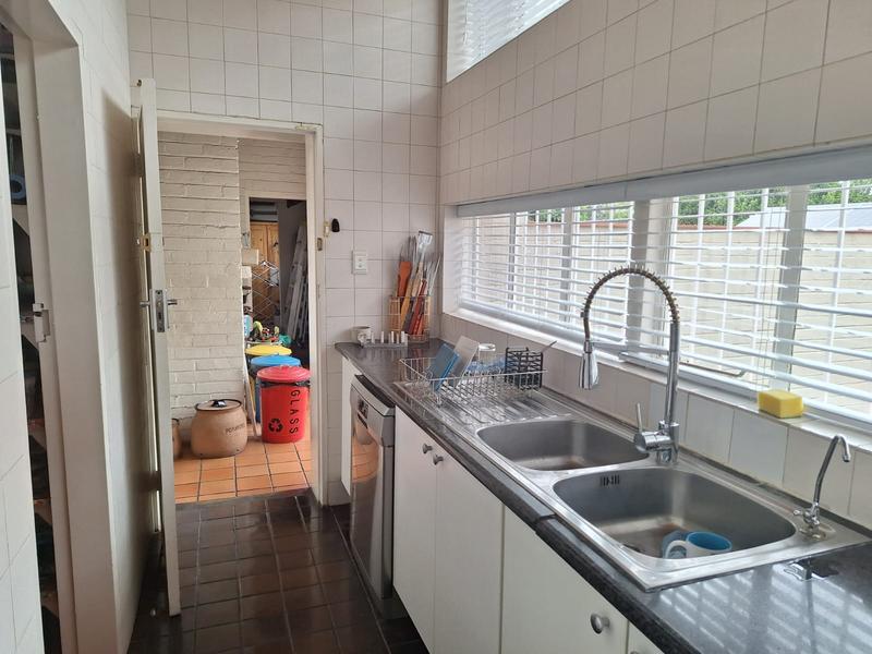 8 Bedroom Property for Sale in Dunvegan Gauteng