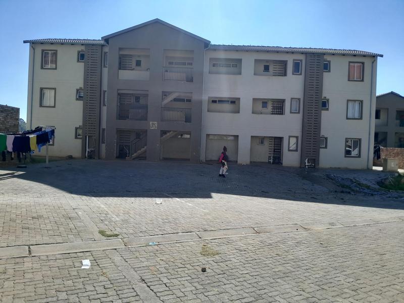 2 Bedroom Property for Sale in Randfontein Gauteng