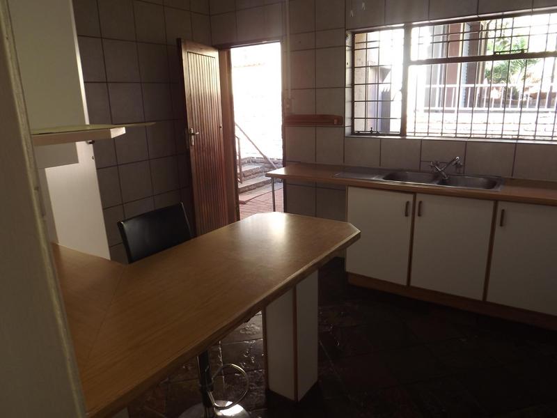 To Let 3 Bedroom Property for Rent in Wilro Park Gauteng