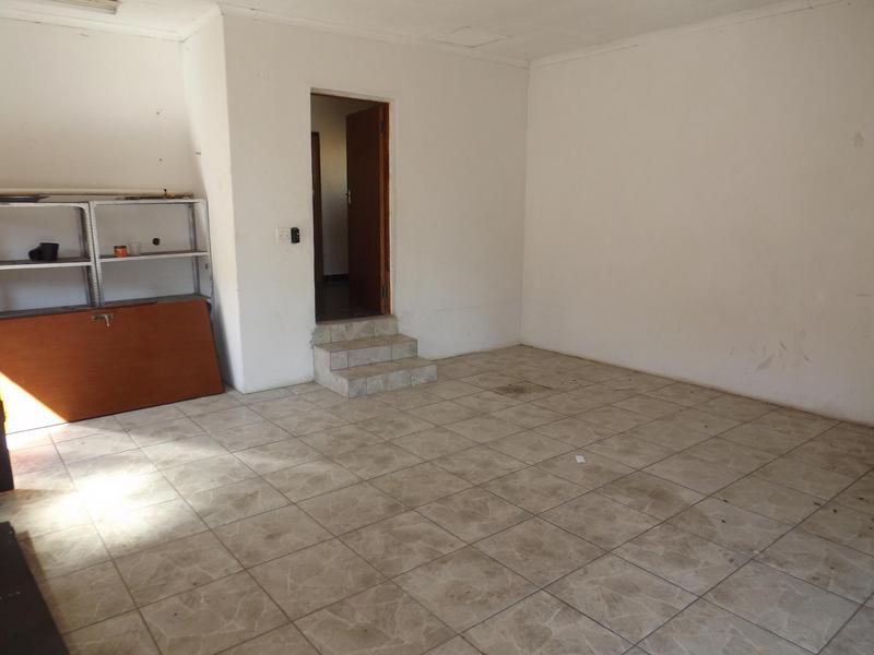 To Let 3 Bedroom Property for Rent in Wilro Park Gauteng