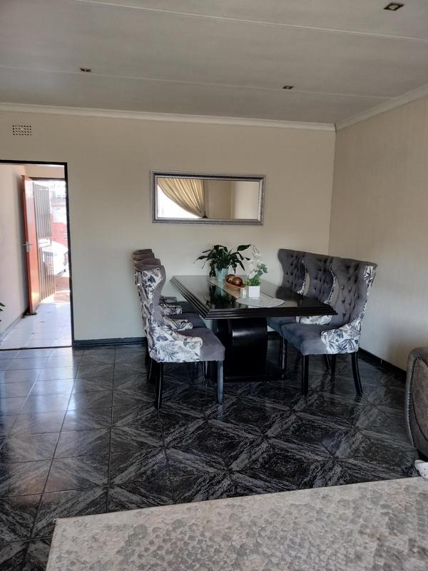 To Let 3 Bedroom Property for Rent in Naturena Gauteng