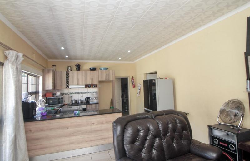 5 Bedroom Property for Sale in Kensington Gauteng