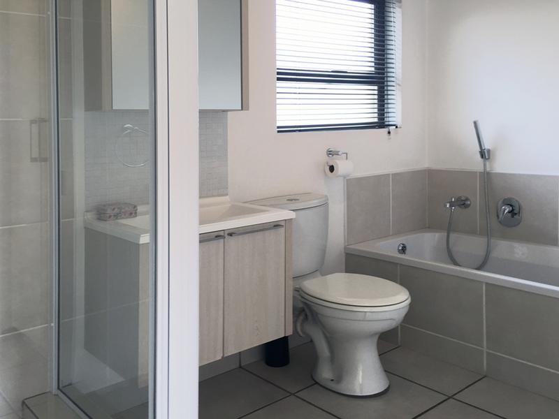 1 Bedroom Property for Sale in Paulshof Gauteng