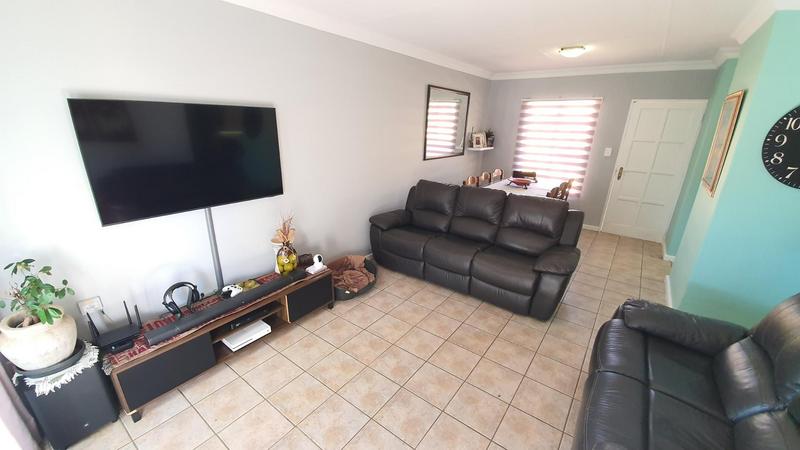 2 Bedroom Property for Sale in Sinoville Gauteng