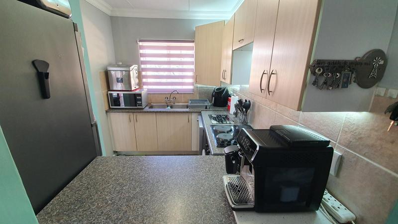 2 Bedroom Property for Sale in Sinoville Gauteng