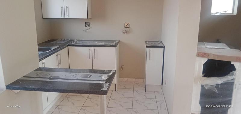 2 Bedroom Property for Sale in Buhle Park Gauteng