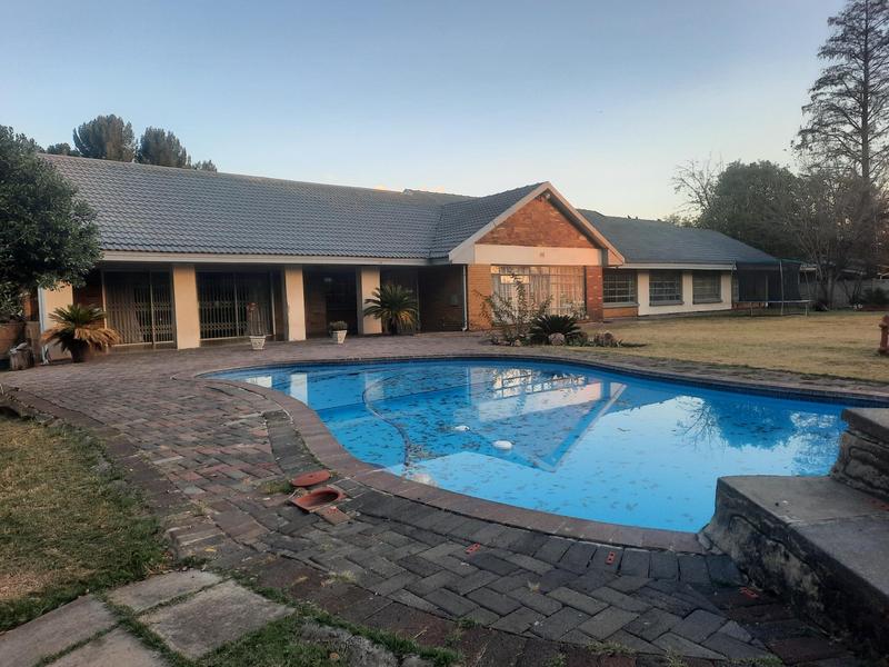 4 Bedroom Property for Sale in Three Rivers Gauteng