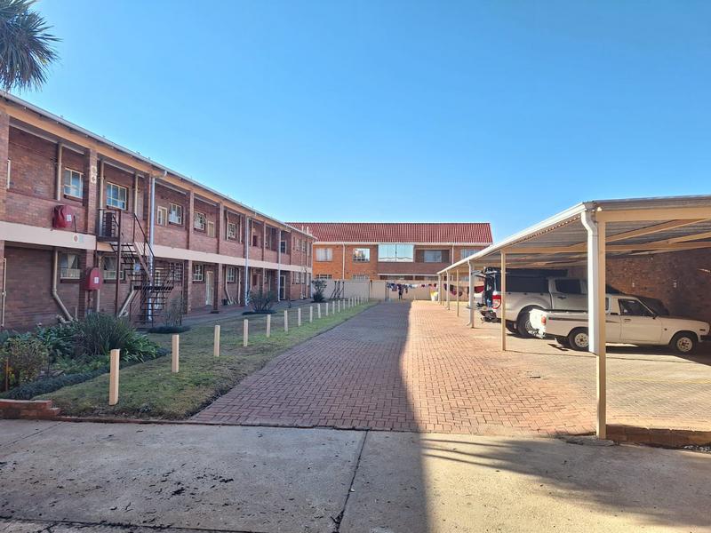 To Let 1 Bedroom Property for Rent in Casseldale Gauteng