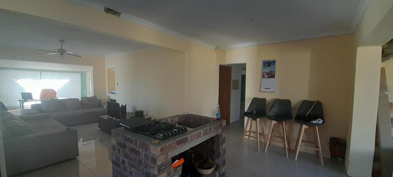 To Let 4 Bedroom Property for Rent in Rooihuiskraal Gauteng