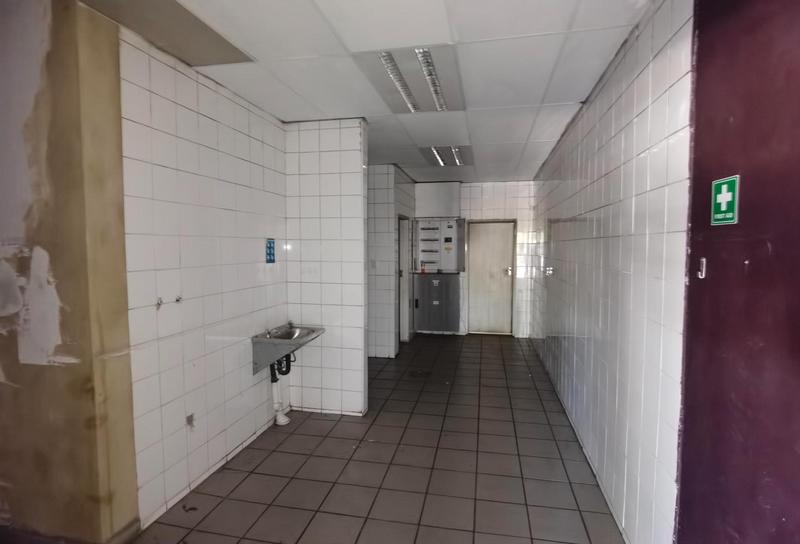 To Let commercial Property for Rent in Lynnwood Ridge Gauteng