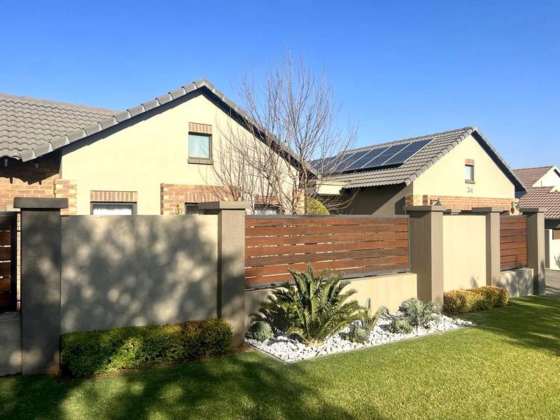 3 Bedroom Property for Sale in Midstream Ridge Gauteng