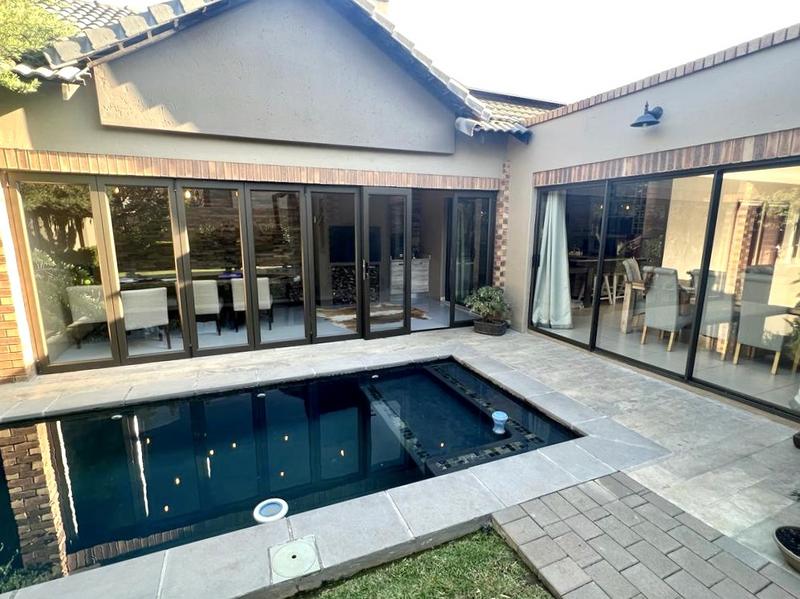 3 Bedroom Property for Sale in Midstream Ridge Gauteng