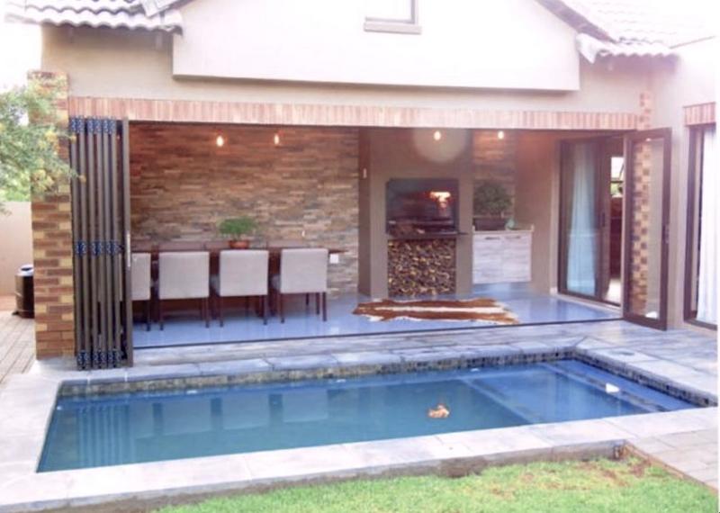 3 Bedroom Property for Sale in Midstream Ridge Gauteng