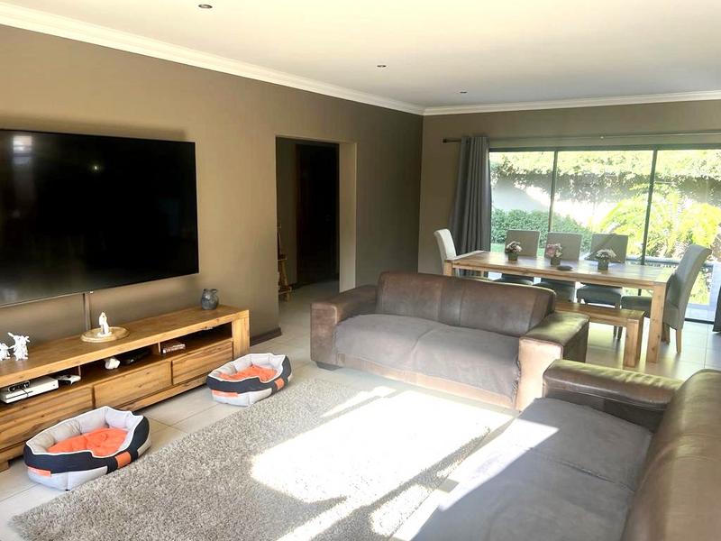 3 Bedroom Property for Sale in Midstream Ridge Gauteng