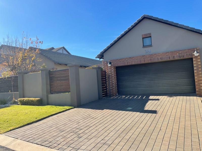 3 Bedroom Property for Sale in Midstream Ridge Gauteng