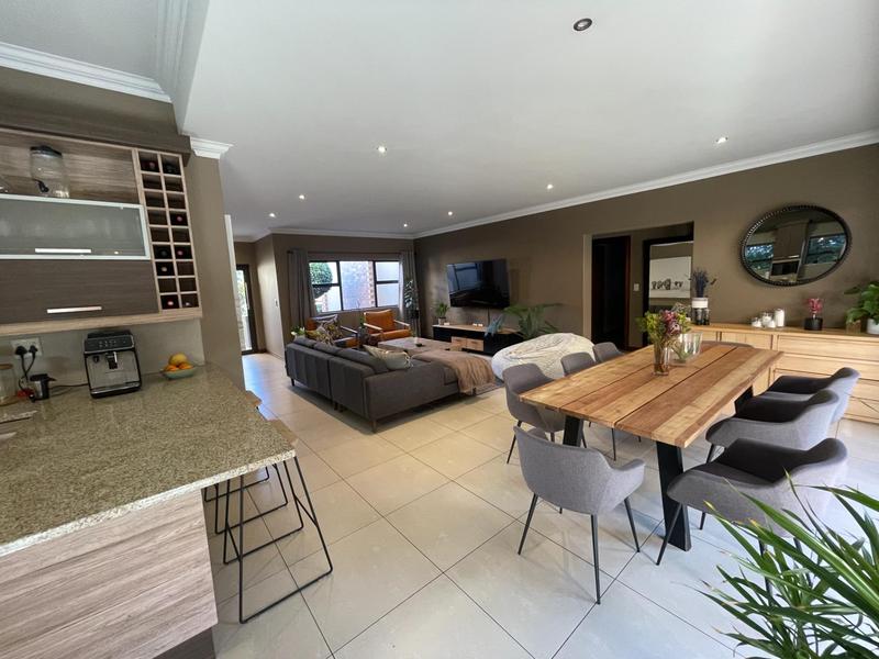 3 Bedroom Property for Sale in Midstream Ridge Gauteng