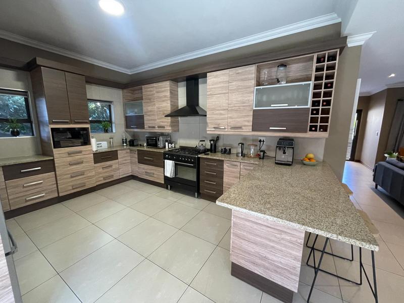 3 Bedroom Property for Sale in Midstream Ridge Gauteng