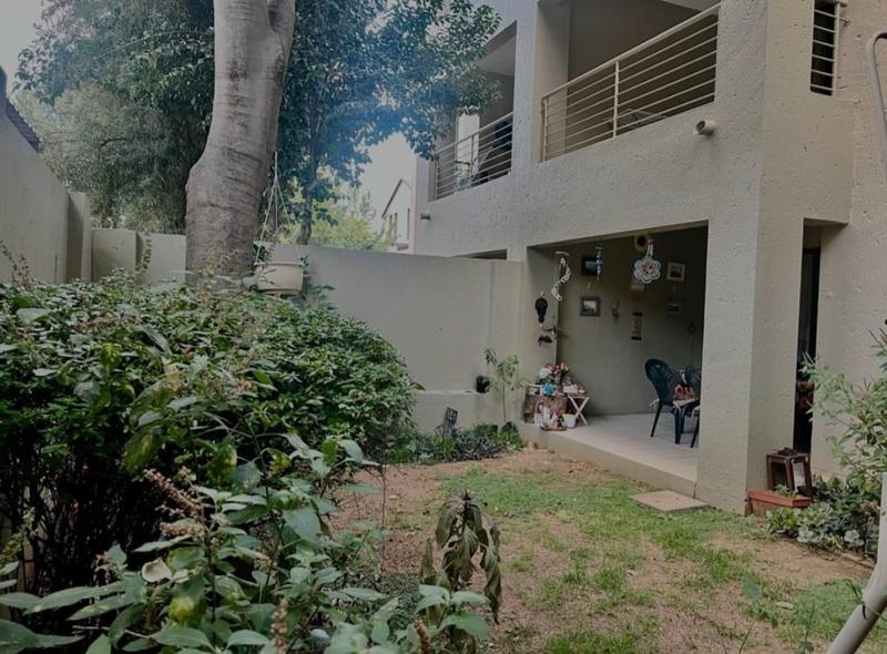 2 Bedroom Property for Sale in Bryanston Gauteng