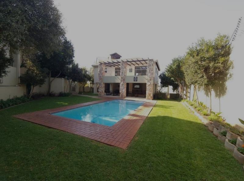 2 Bedroom Property for Sale in Bryanston Gauteng