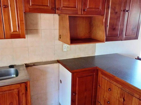 2 Bedroom Property for Sale in Albemarle Gauteng