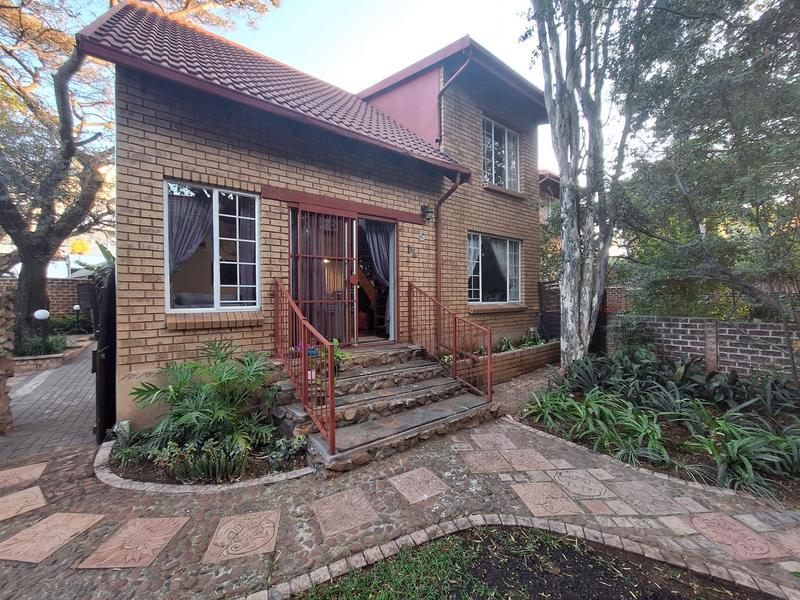 3 Bedroom Property for Sale in La Montagne Gauteng