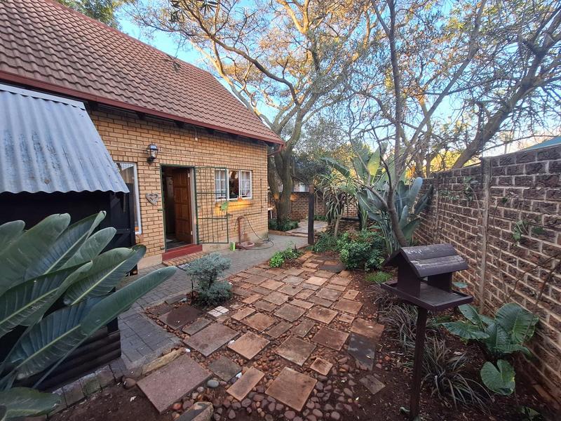 3 Bedroom Property for Sale in La Montagne Gauteng